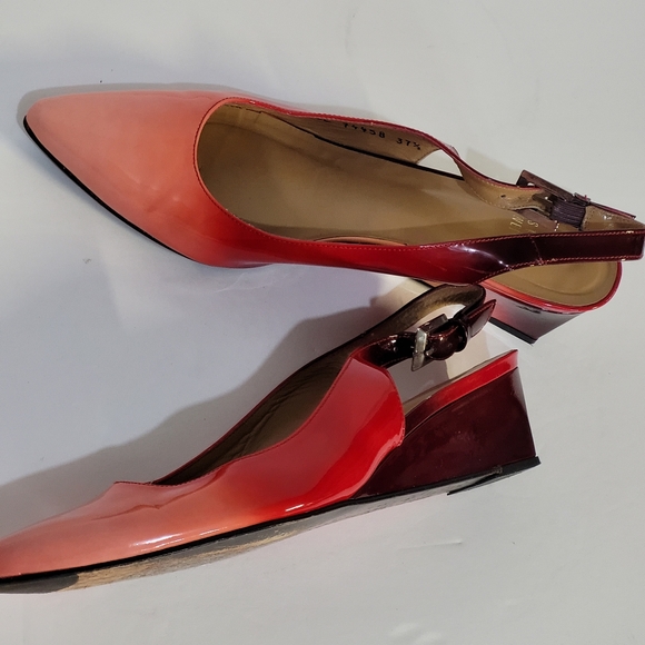 Stuart Weitzman Ombre Sling Back - Picture 5 of 9